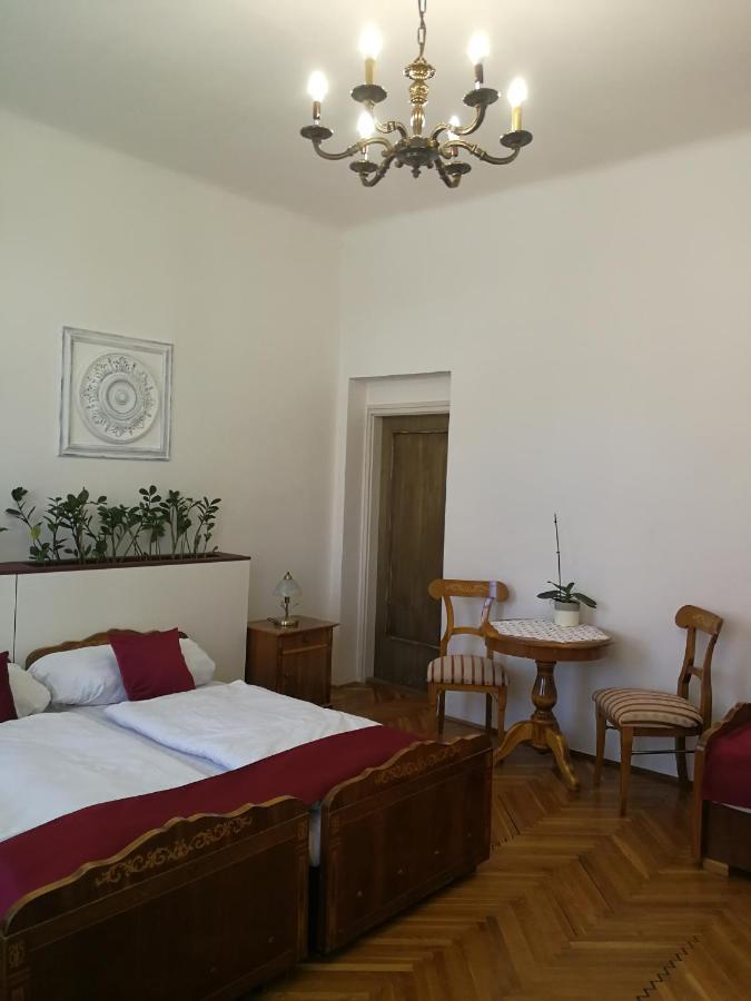 TulipánVendégház Keszthely Esterno foto